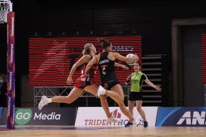 It was a battle in the midcourt between the Tactix and Magic. Image: Graeme Laughton-Mutu