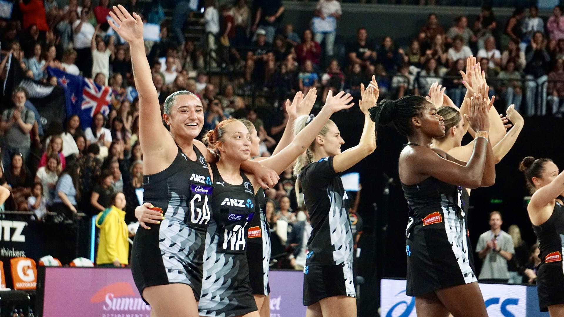 New Zealand Silver Ferns celebrates in front of an excited home crowd. Image: Nicole Mudgway